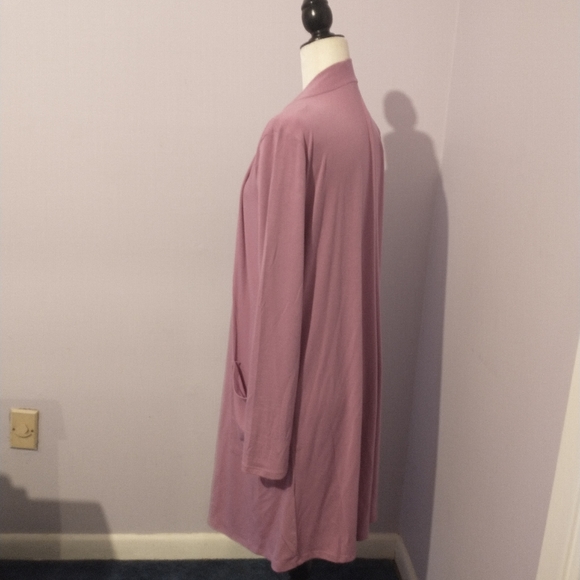 Cardigan - Picture 2 of 5